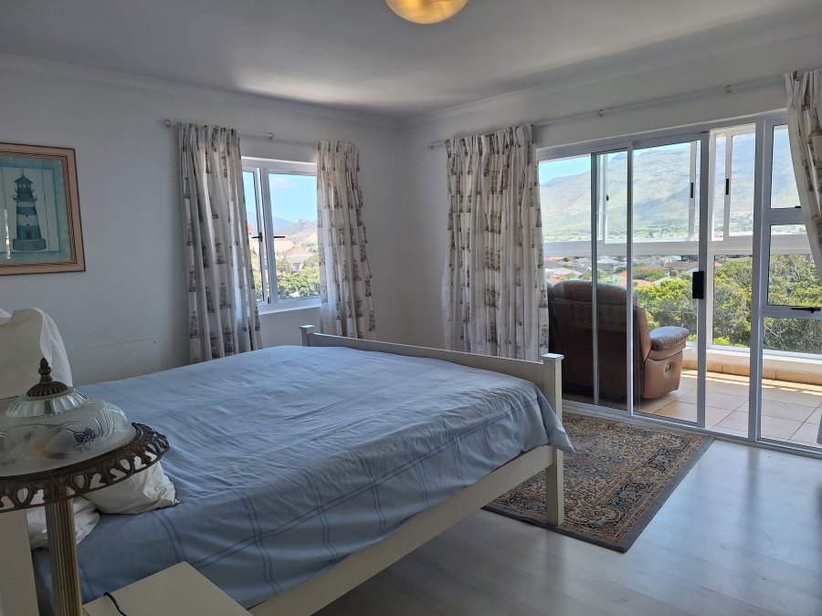 To Let 3 Bedroom Property for Rent in Fish Hoek Western Cape